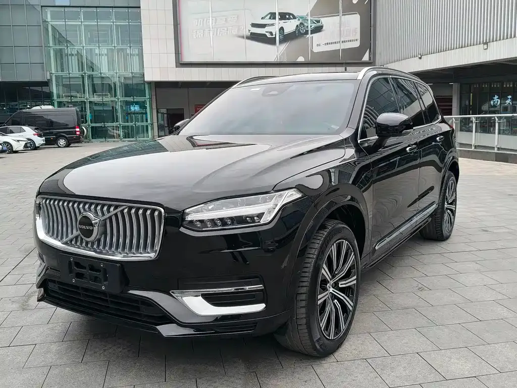 Volvo XC90 — фото 7