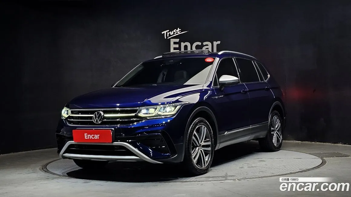 Volkswagen Tiguan — фото 1