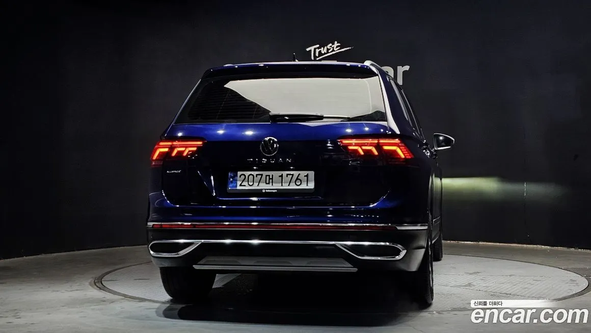 Volkswagen Tiguan — фото 4