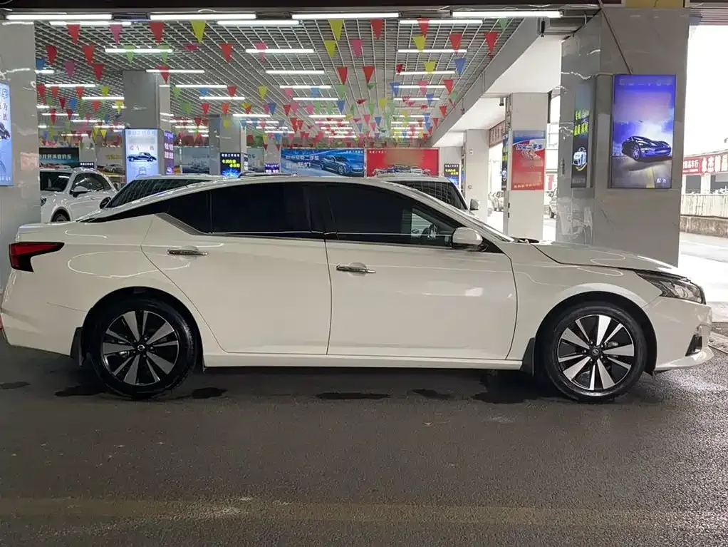 Nissan Teana — фото 4