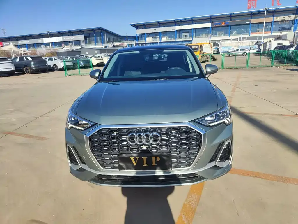 Audi Q3 Sportback — фото 2