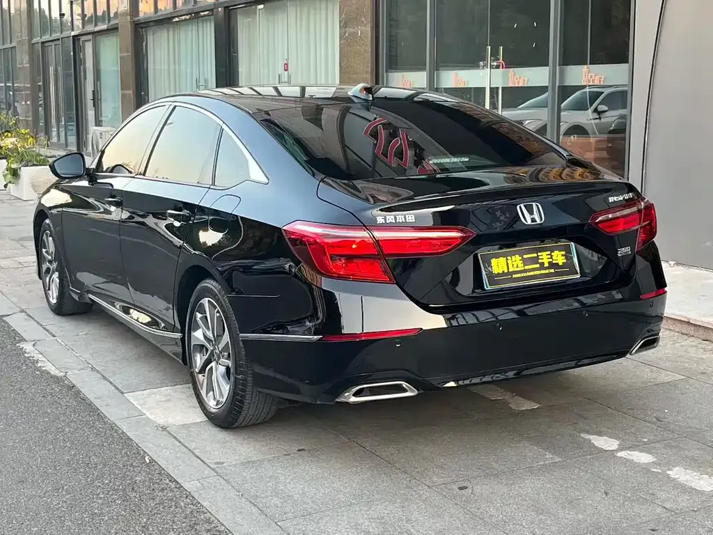 Honda Inspire — фото 4