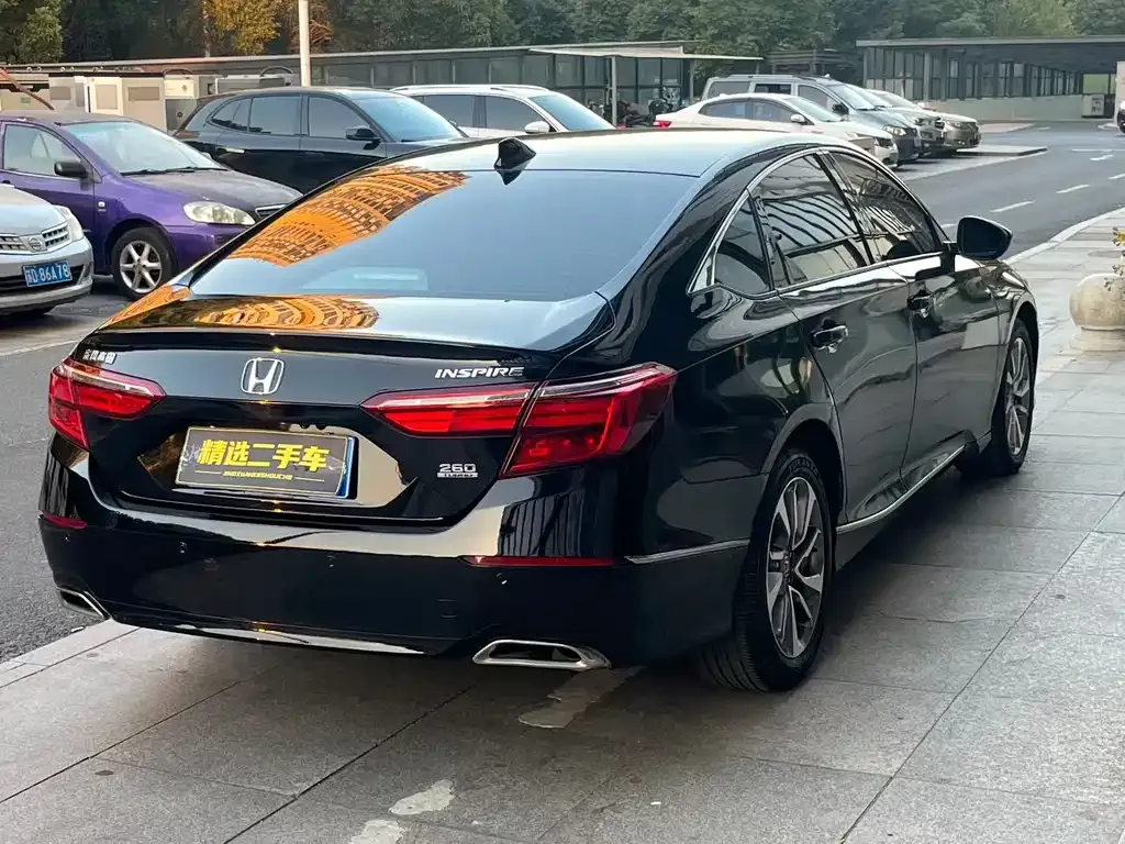 Honda Inspire — фото 6