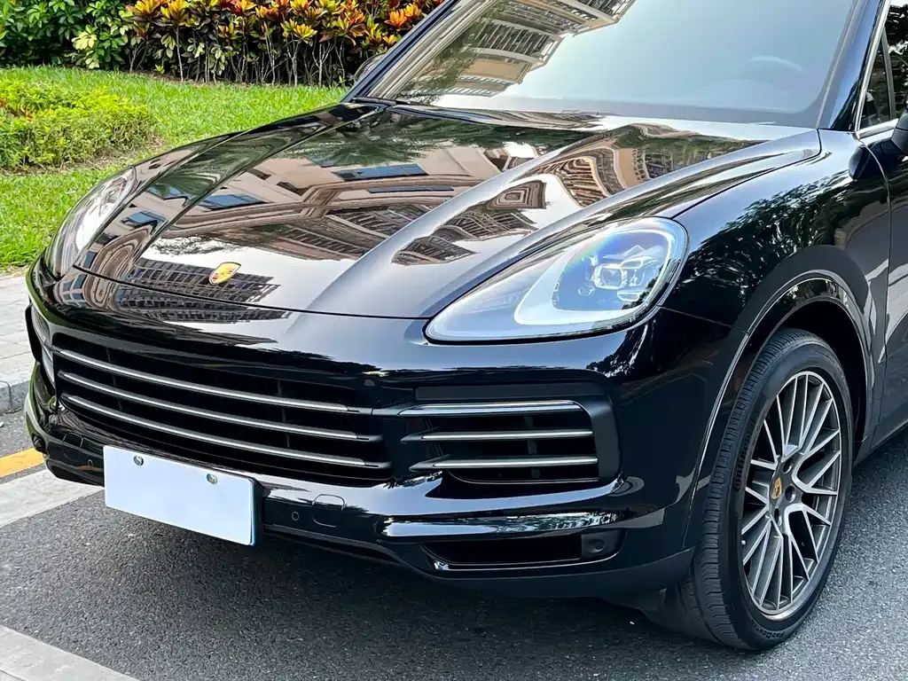 Porsche Cayenne — фото 7