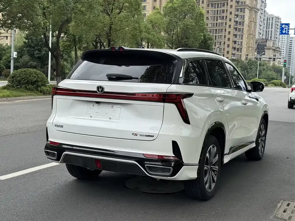 Changan CS75PLUS — фото 4