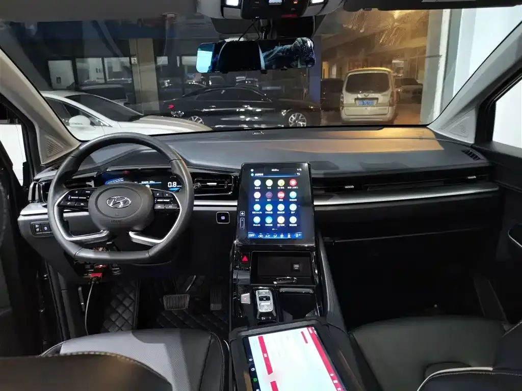 Hyundai Custo — фото 10