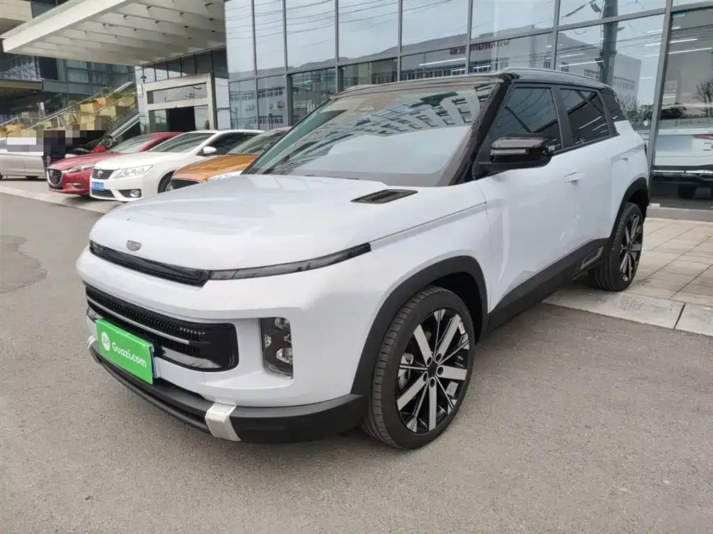 Geely Icon — фото 1