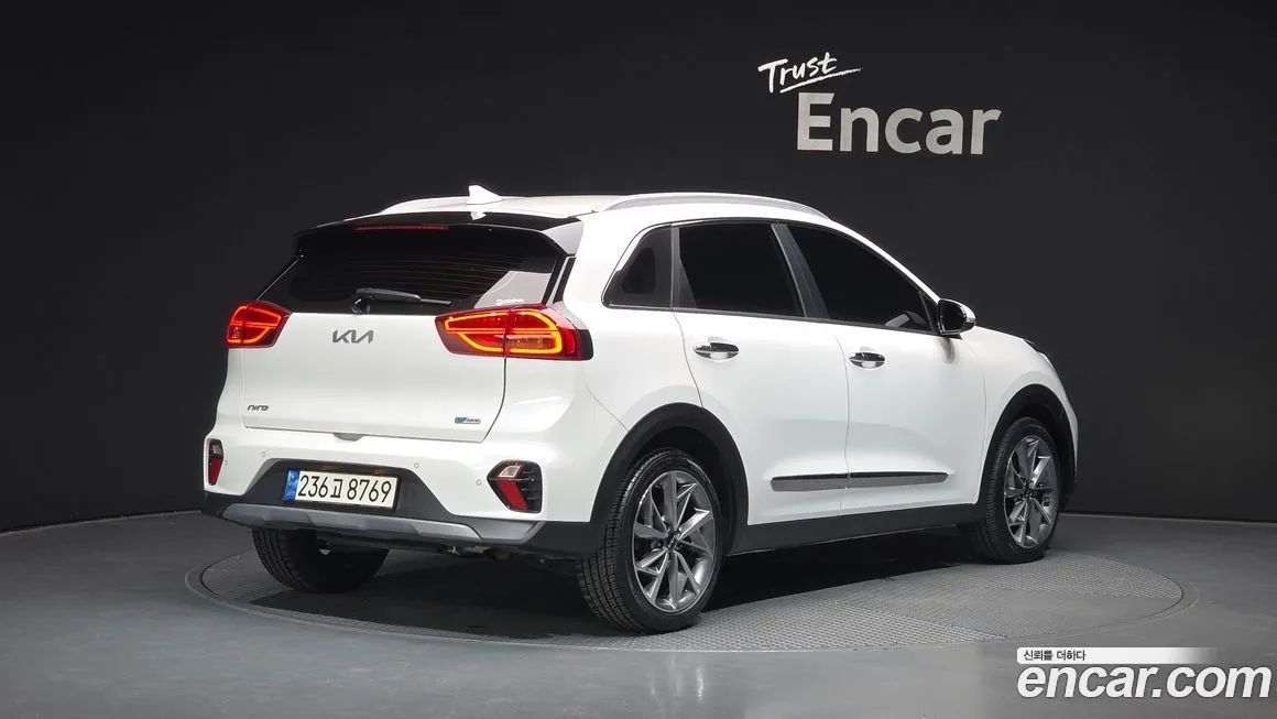 Kia Niro — фото 2