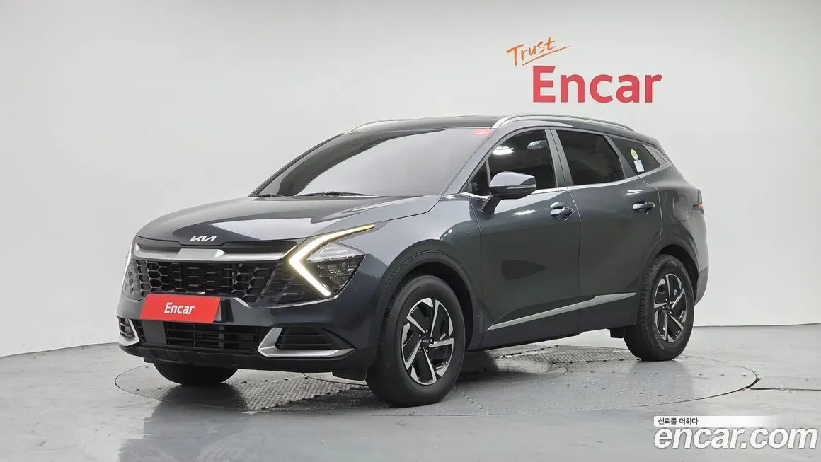 Kia Sportage — фото 1