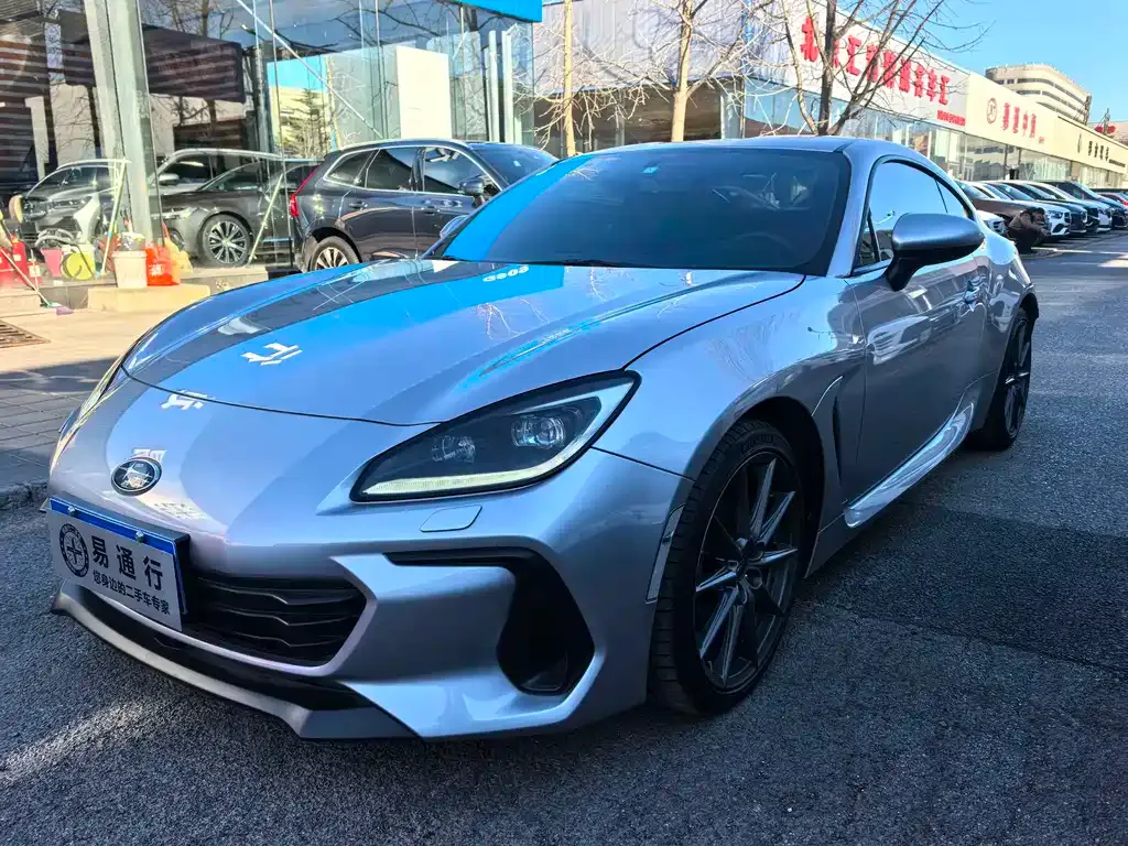 Subaru BRZ — фото 1