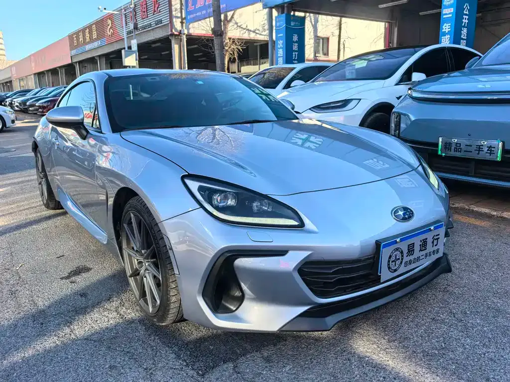Subaru BRZ — фото 3