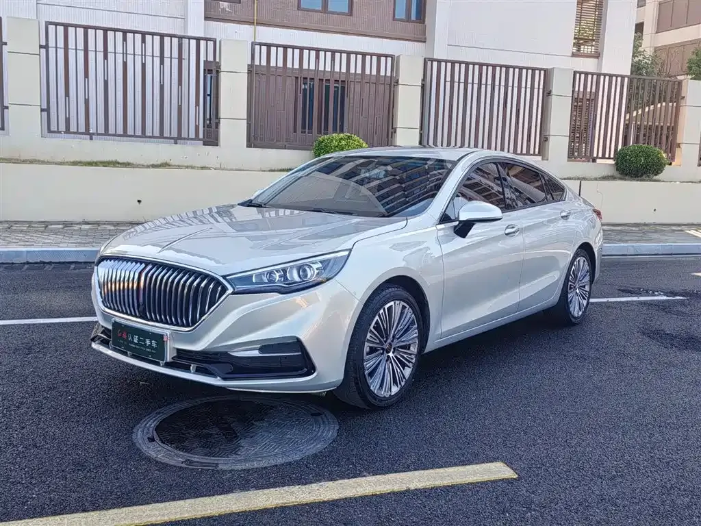 Hongqi H5 — фото 1
