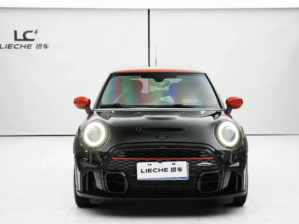 MINI JCW (John Cooper Works) — фото 2