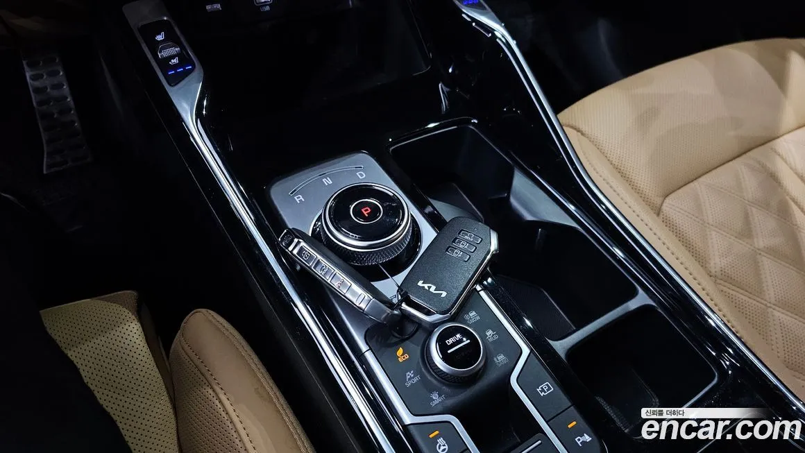Kia Sorento — фото 9