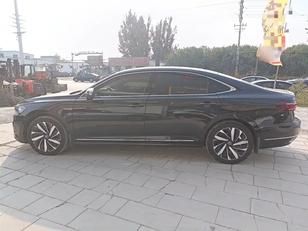 Volkswagen Passat — фото 5