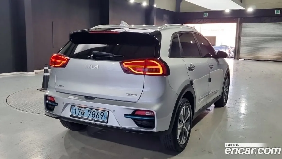 Kia Niro — фото 2