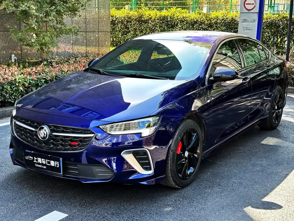 Buick Regal — фото 1
