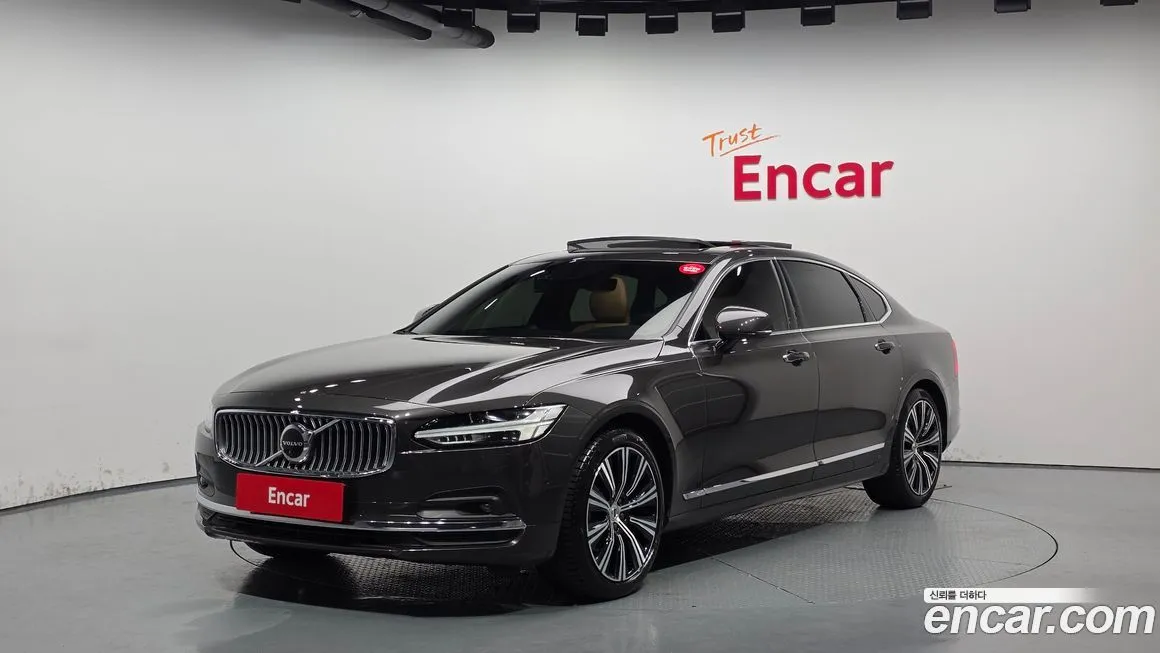 Volvo S90 — фото 1