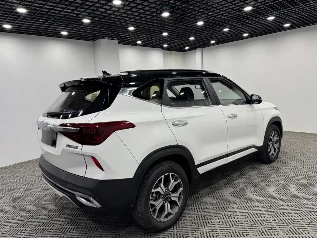 Kia KX3 — фото 7