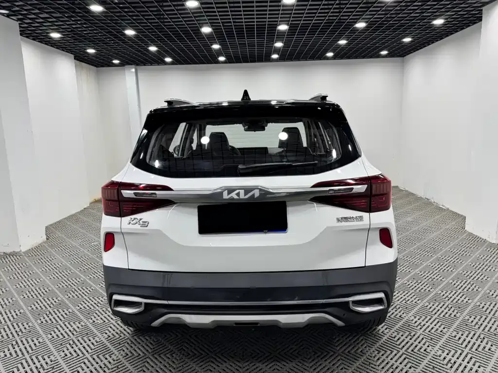 Kia KX3 — фото 8