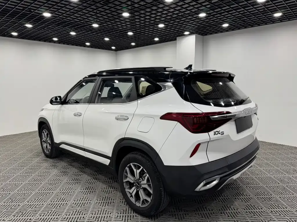 Kia KX3 — фото 9