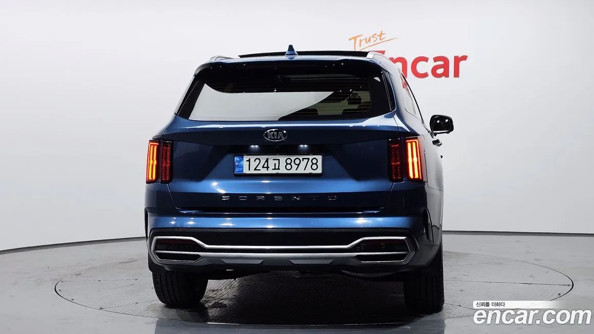 Kia Sorento — фото 4