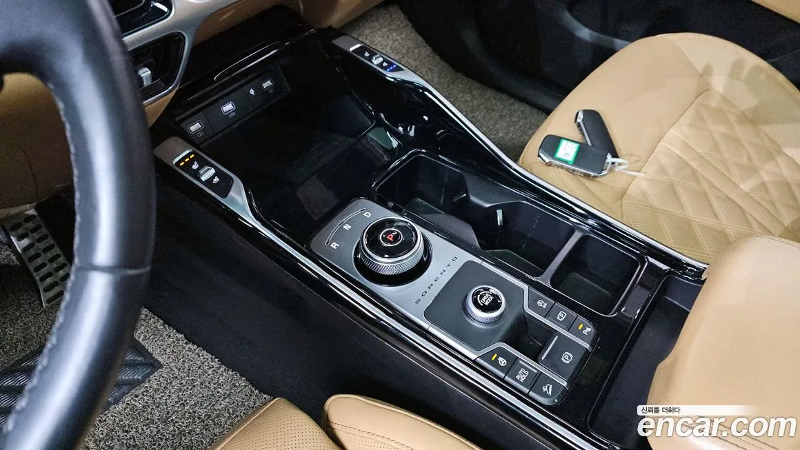 Kia Sorento — фото 9