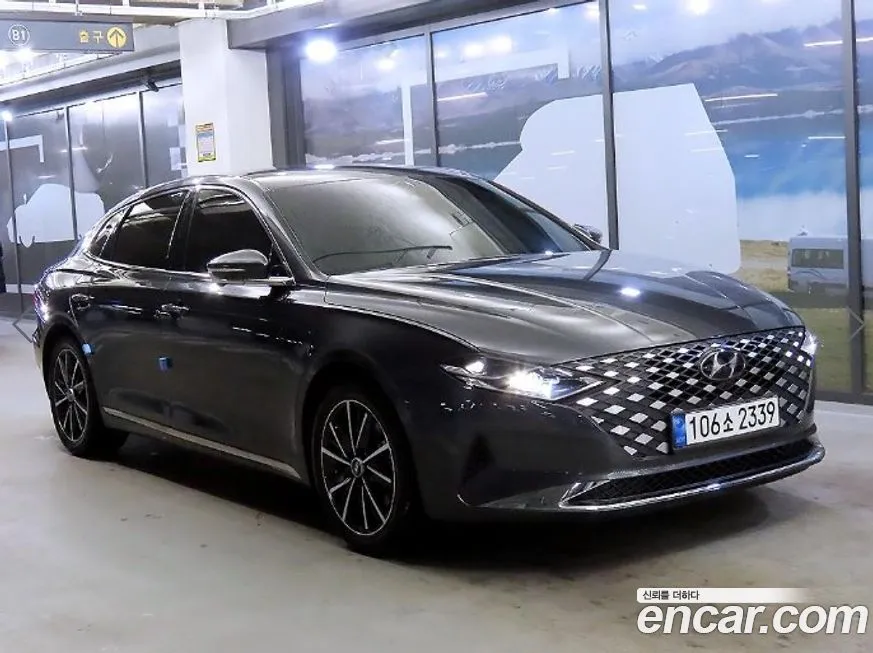Hyundai Grandeur — фото 1
