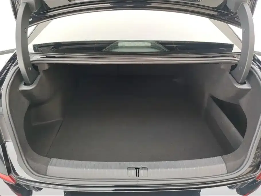Volkswagen Passat — фото 4