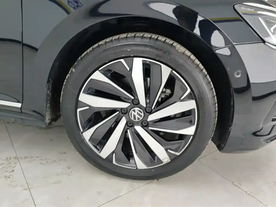 Volkswagen Passat — фото 6