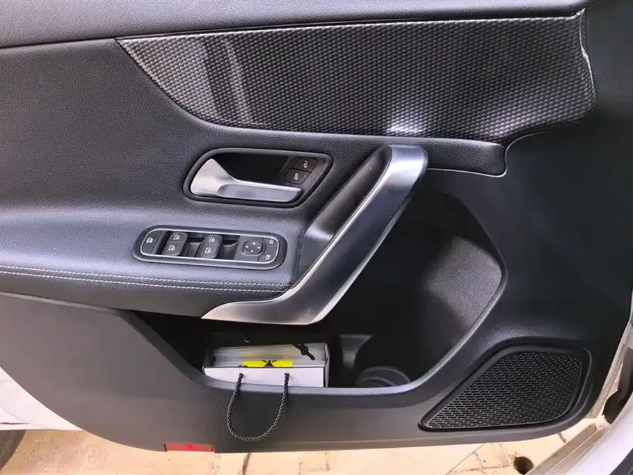 Mercedes-Benz A-Class (Import) — фото 7