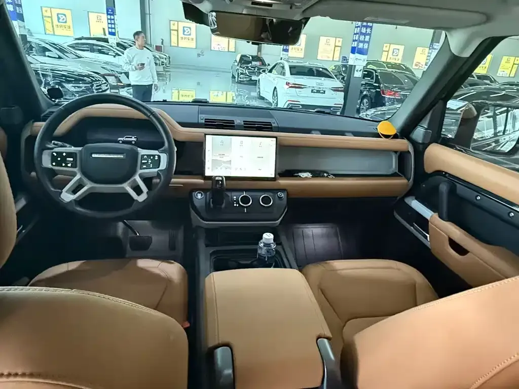 Land Rover Defender — фото 4