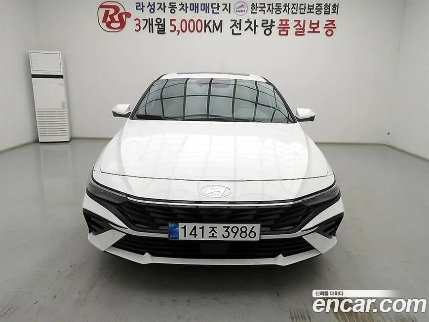Hyundai AVANTE — фото 1