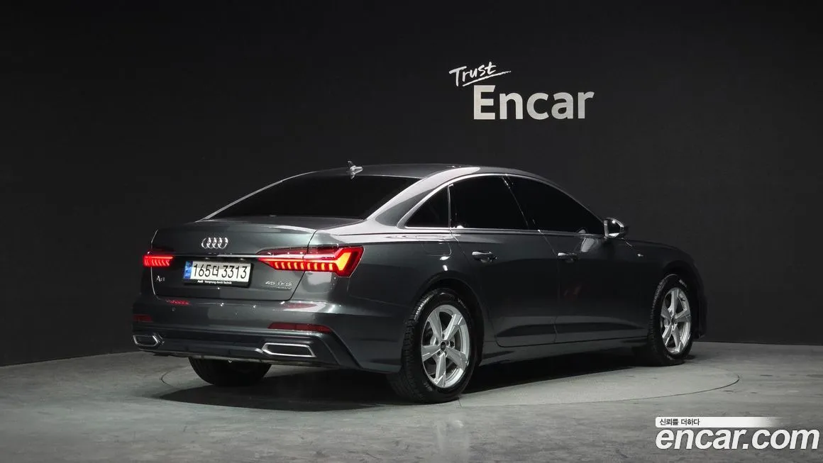 Audi A6 — фото 2