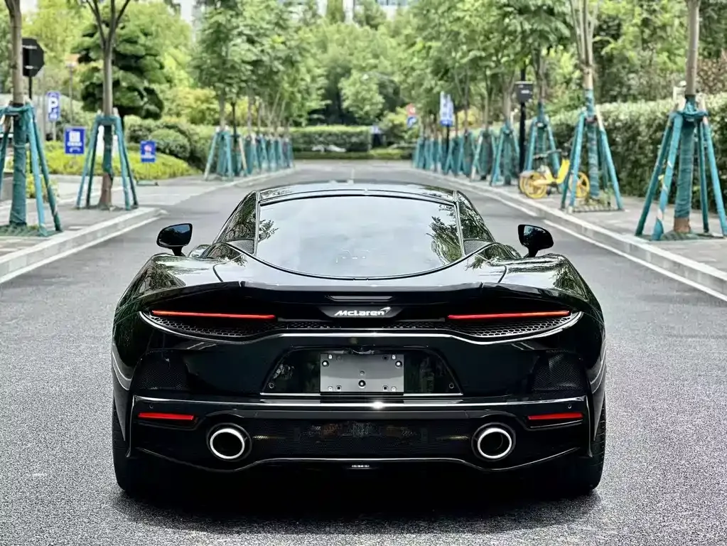 McLaren GT — фото 10