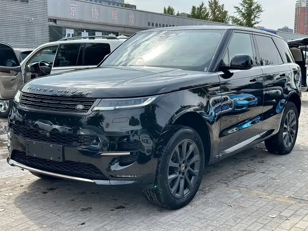 Land Rover Sport — фото 1