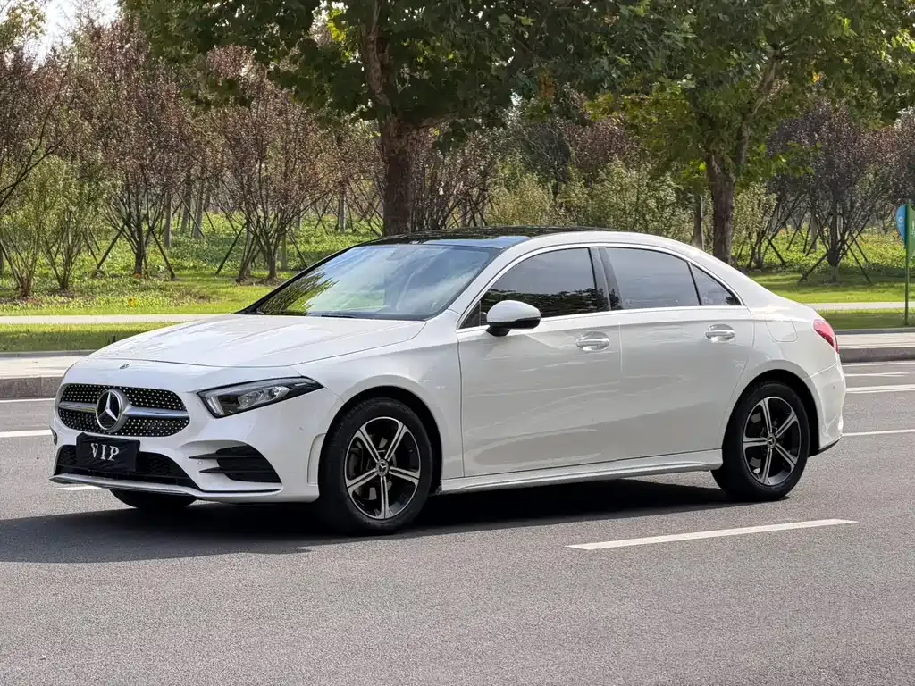 Mercedes-Benz A-Class — фото 1