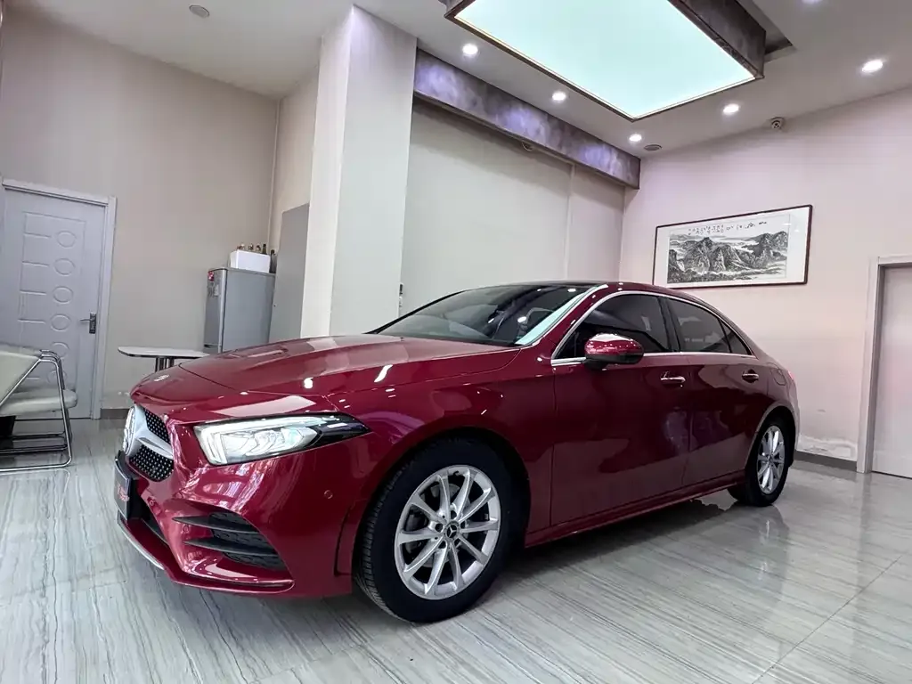 Mercedes-Benz A-Class — фото 1