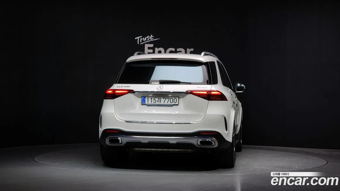 Mercedes-Benz GLE-Class — фото 4