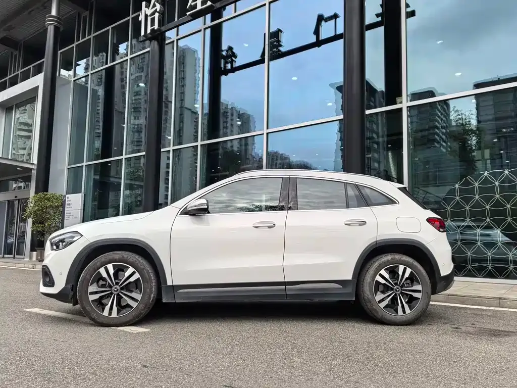 Mercedes-Benz GLA — фото 4