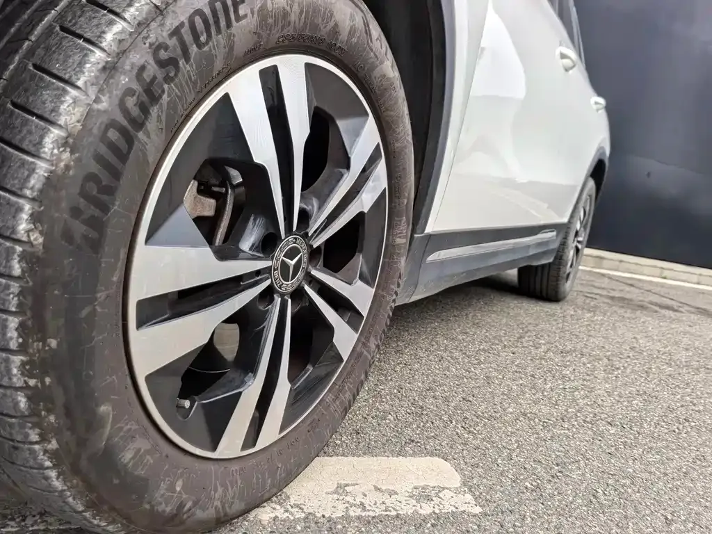 Mercedes-Benz GLA — фото 6