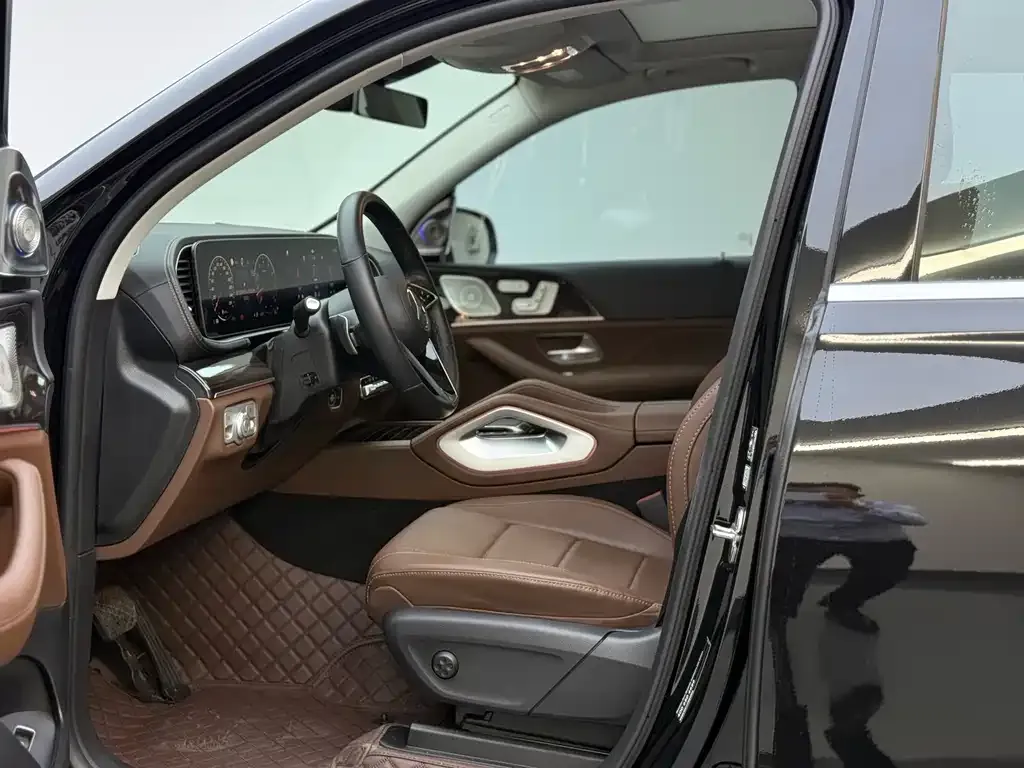 Mercedes-Benz GLE — фото 10