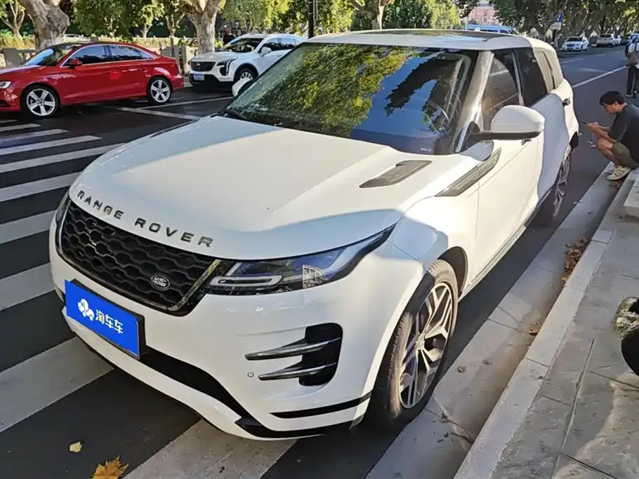 Land Rover Evoque — фото 1