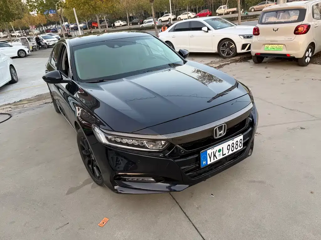 Honda Accord — фото 4