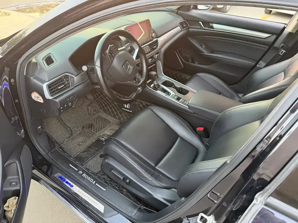 Honda Accord — фото 5