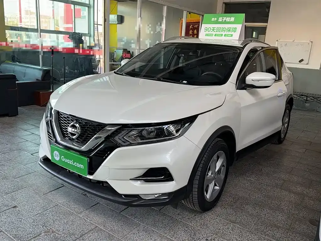 Nissan Qashqai — фото 2