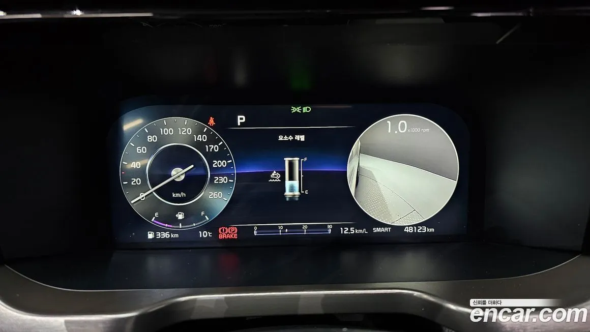 Kia Sorento — фото 8
