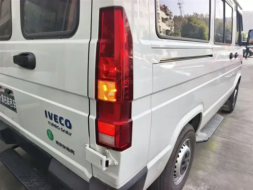 IVECO Daily — фото 8