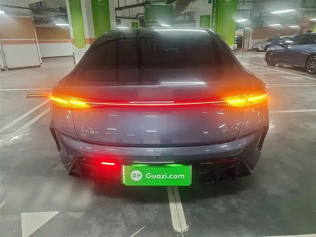 BYD Seal — фото 6