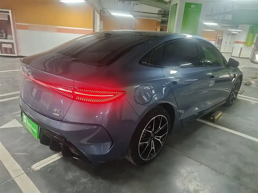BYD Seal — фото 7